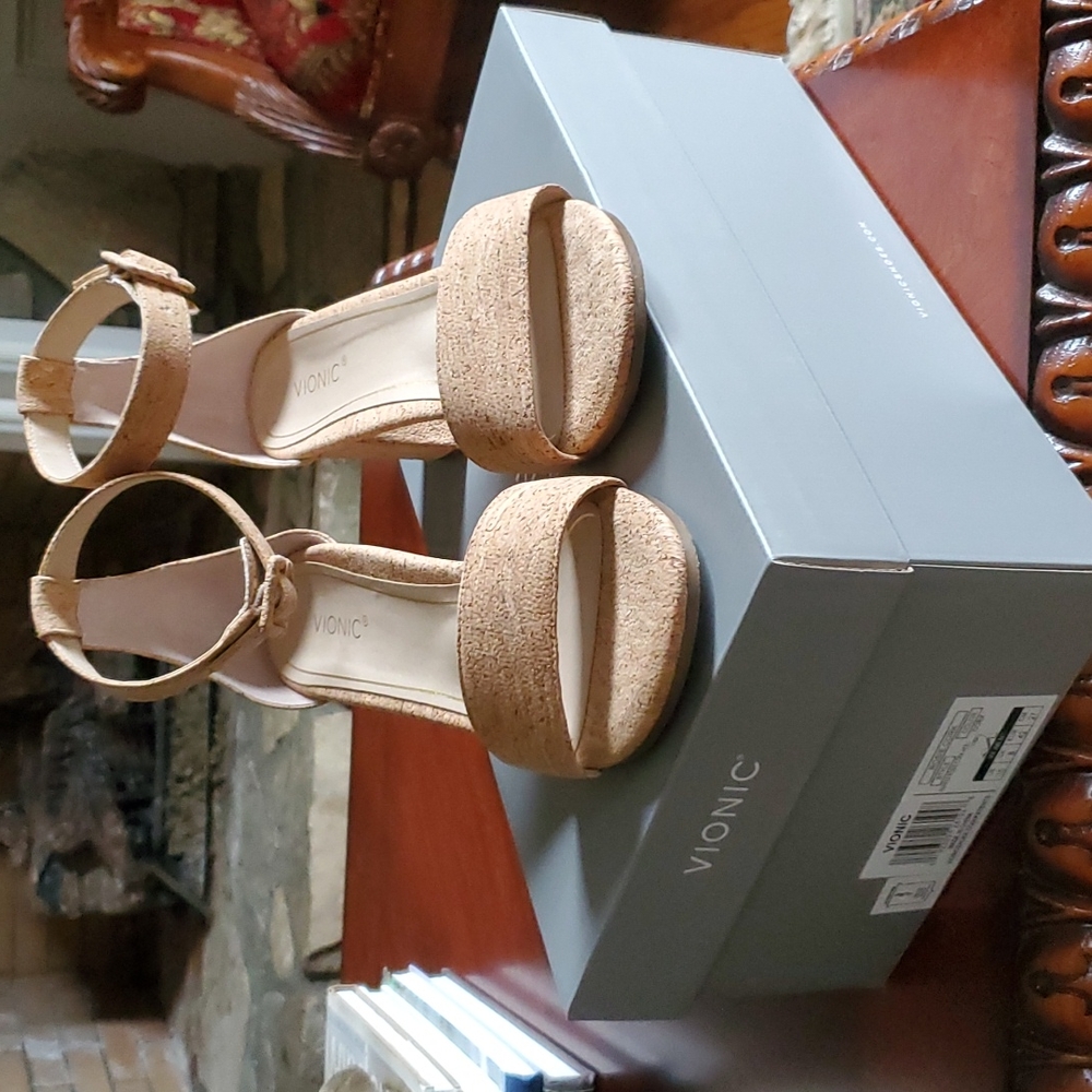 VIONIC sandals.